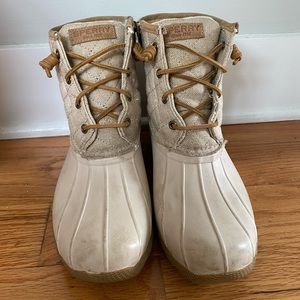 Sperry Quilted Tan Boots